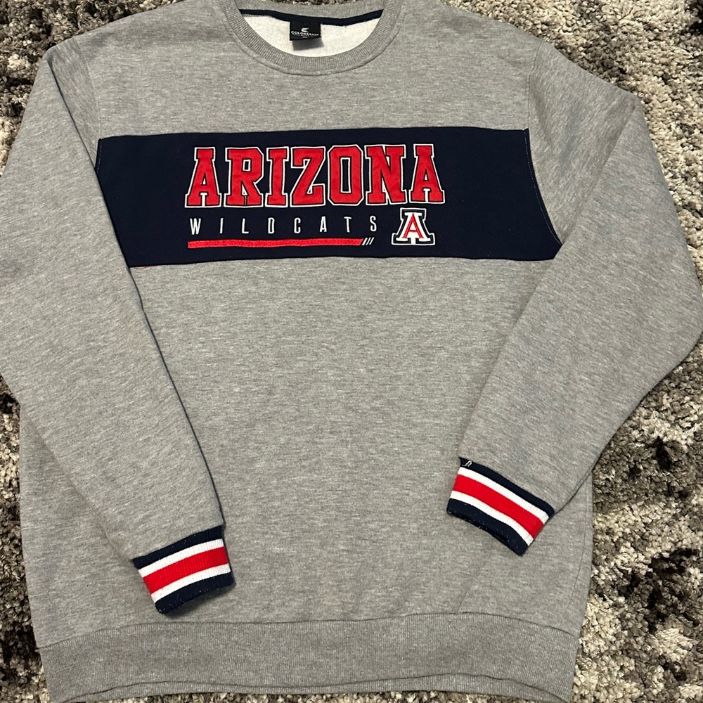 The University of Arizona Wildcats Crewneck Size XL